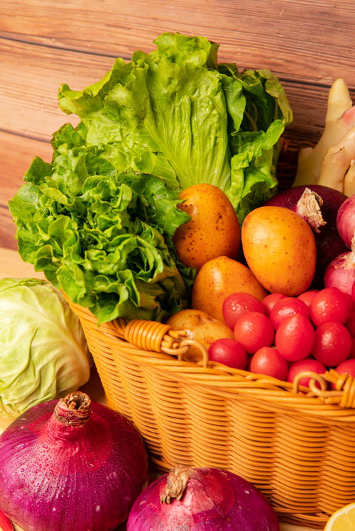 一筐新鲜蔬菜食材食品蔬菜摄影图 st摄影